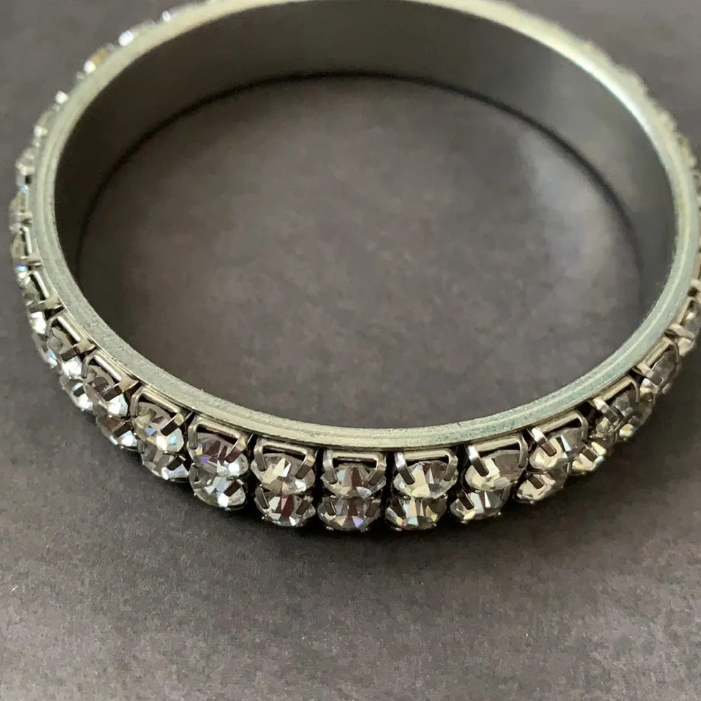 silver sparkle chunky bracelet - Picture 7 of 8